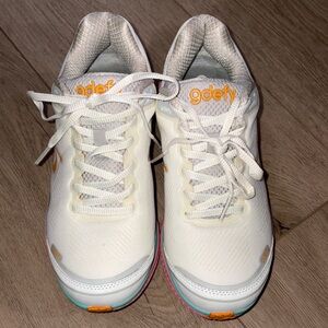 Gdefy Women's Pinkwhite Mighty Walk Athletic Shoes